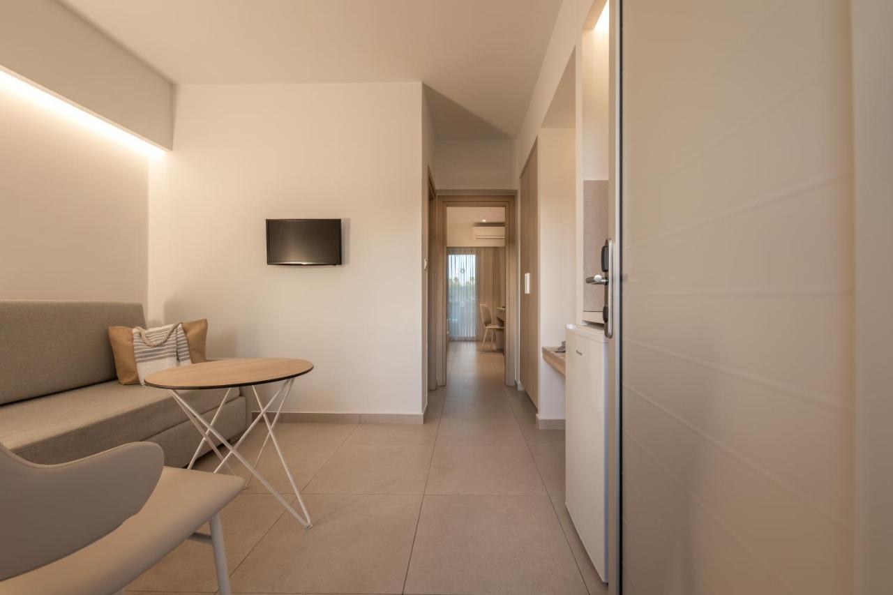 Mythos Suites Hotel Tigaki Eksteriør bilde
